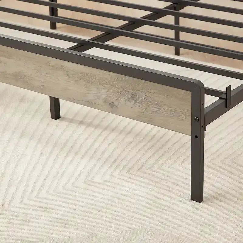 Letto matrimoniale grigio con stazione di ricarica