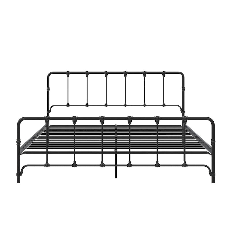 Letto in metallo stile rustico con testiera ricurva e dettagli a pinnacolo vintage