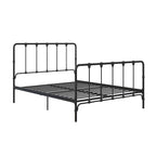 Letto in metallo stile rustico con testiera ricurva e dettagli a pinnacolo vintage
