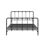 Letto in metallo stile rustico con testiera ricurva e dettagli a pinnacolo vintage