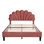 Letto imbottito con testiera floreale