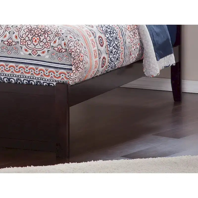 Letto matrimoniale Madison con pediera e 2 cassetti, color espresso