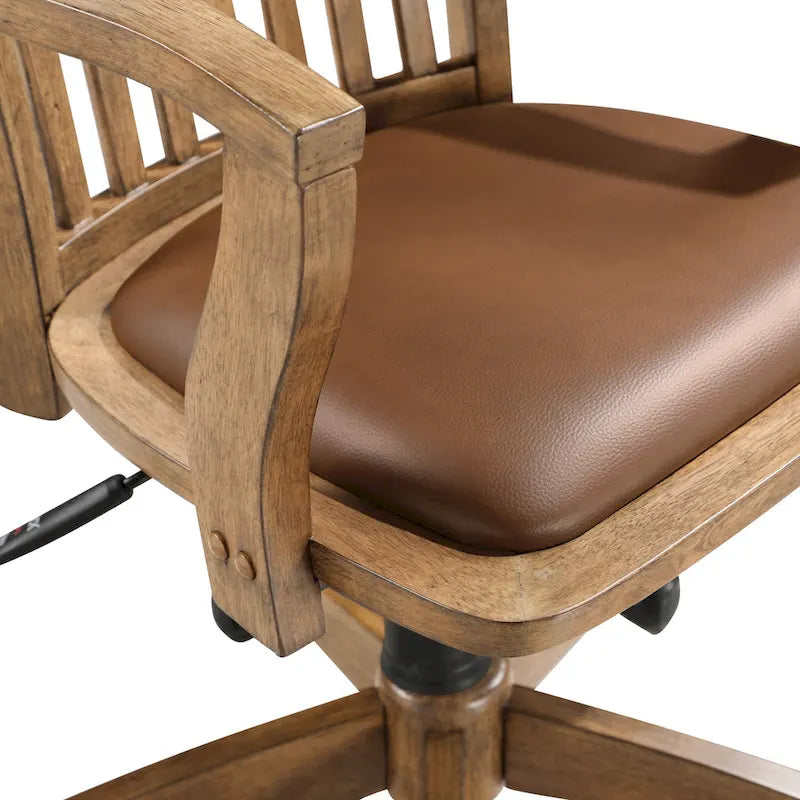 Sedia da banchiere vintage imbottita in legno con regolazione pneumatica dell'altezza