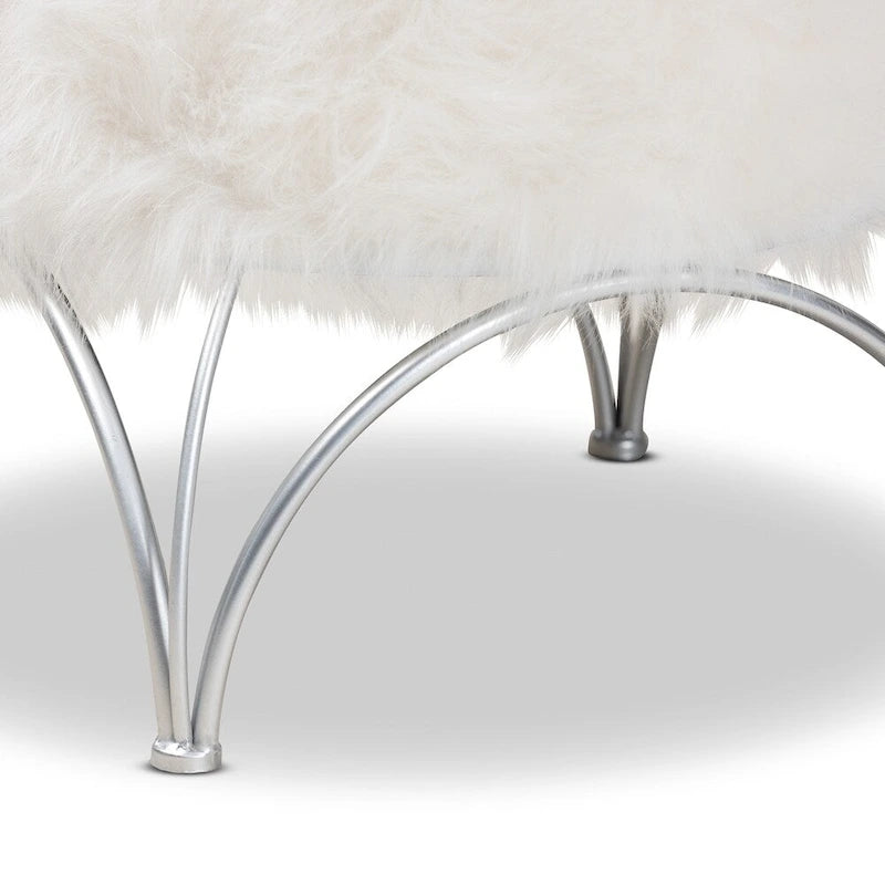 Pouf imbottito moderno e contemporaneo Coburn di Silver Orchid
