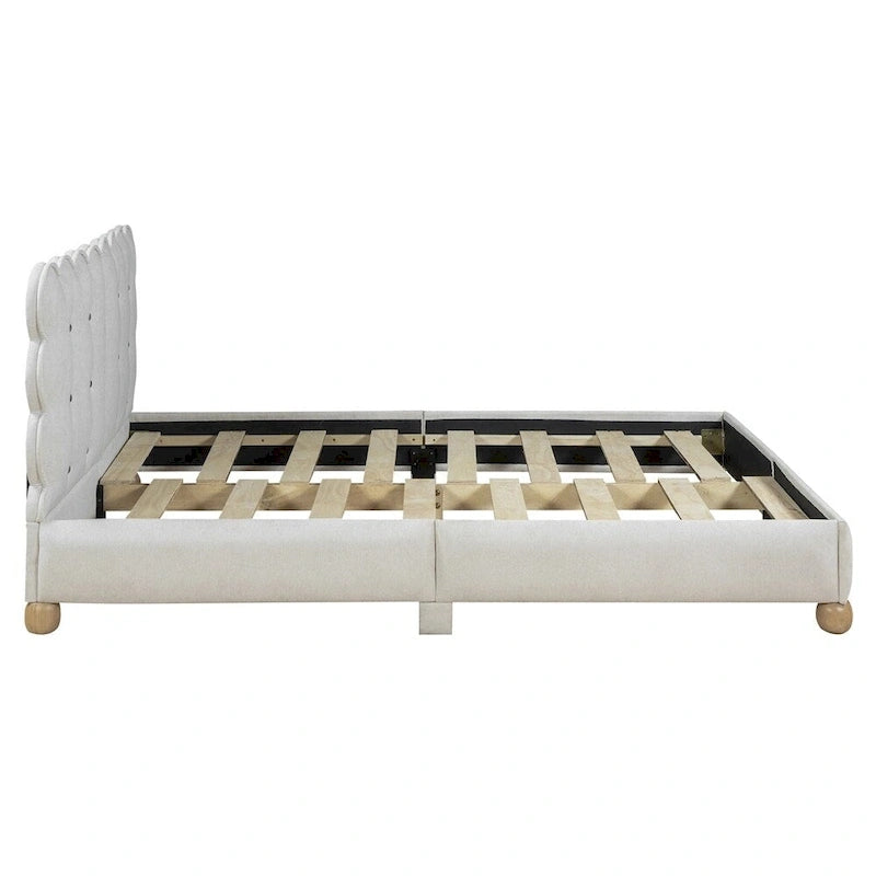 Letto matrimoniale imbottito con struttura in legno e doghe, con gambe di supporto