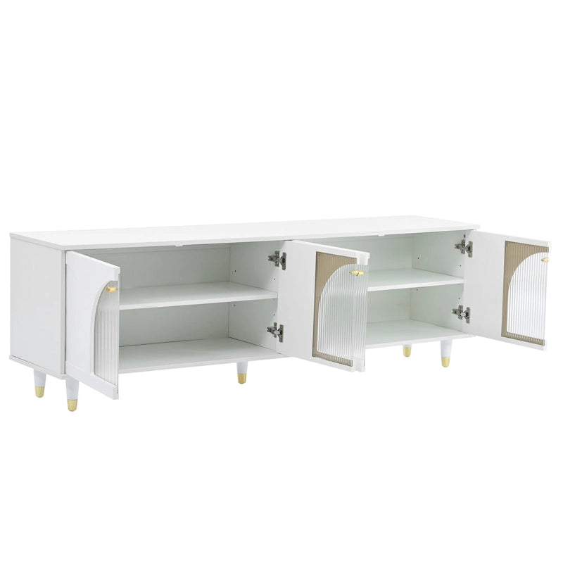 Elegante consolle multimediale con maniglie dorate e ante in vetro a coste ad arco